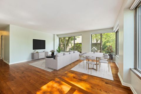 Tiny photo for 2970 N Lake Shore Drive #2C, Chicago, IL 60657 (MLS # 12630658)