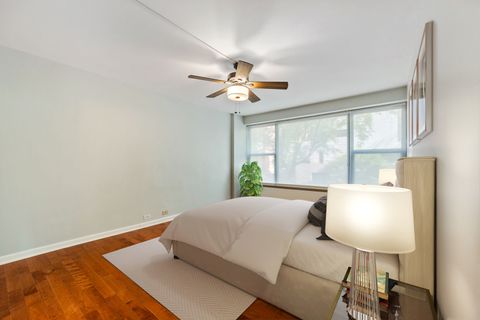 Tiny photo for 2970 N Lake Shore Drive #2C, Chicago, IL 60657 (MLS # 12630658)