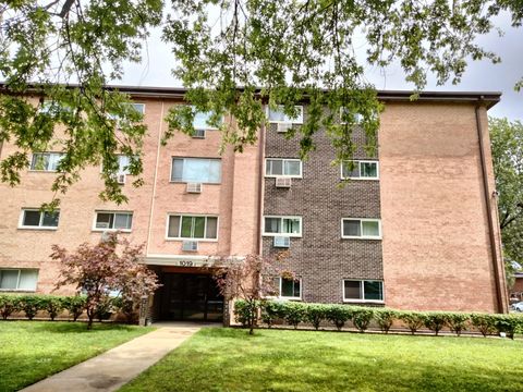 A home in Mount Prospect