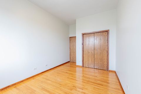 Tiny photo for 1918 W Cermak Road #4, Chicago, IL 60608 (MLS # 12515689)