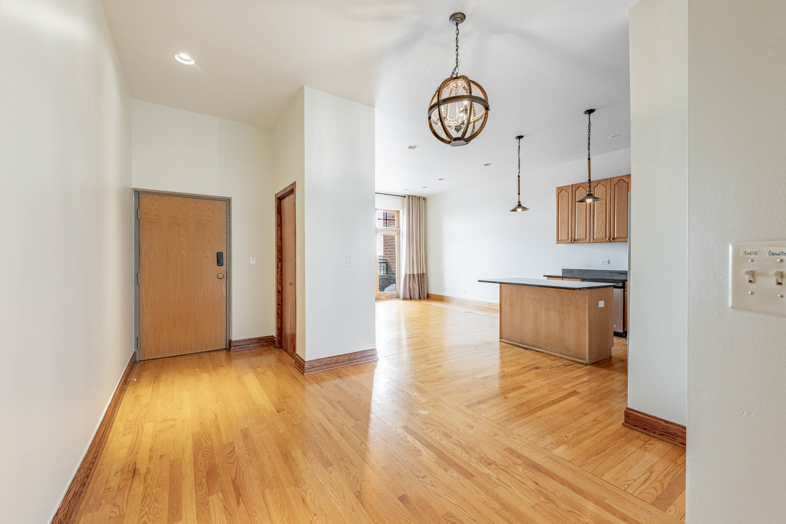 1918 W Cermak Road 4