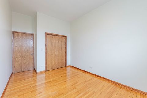 Tiny photo for 1918 W Cermak Road #4, Chicago, IL 60608 (MLS # 12515689)