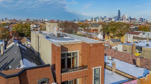 Tiny photo for 1918 W Cermak Road #4, Chicago, IL 60608 (MLS # 12515689)