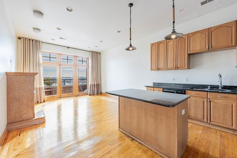 Tiny photo for 1918 W Cermak Road #4, Chicago, IL 60608 (MLS # 12515689)