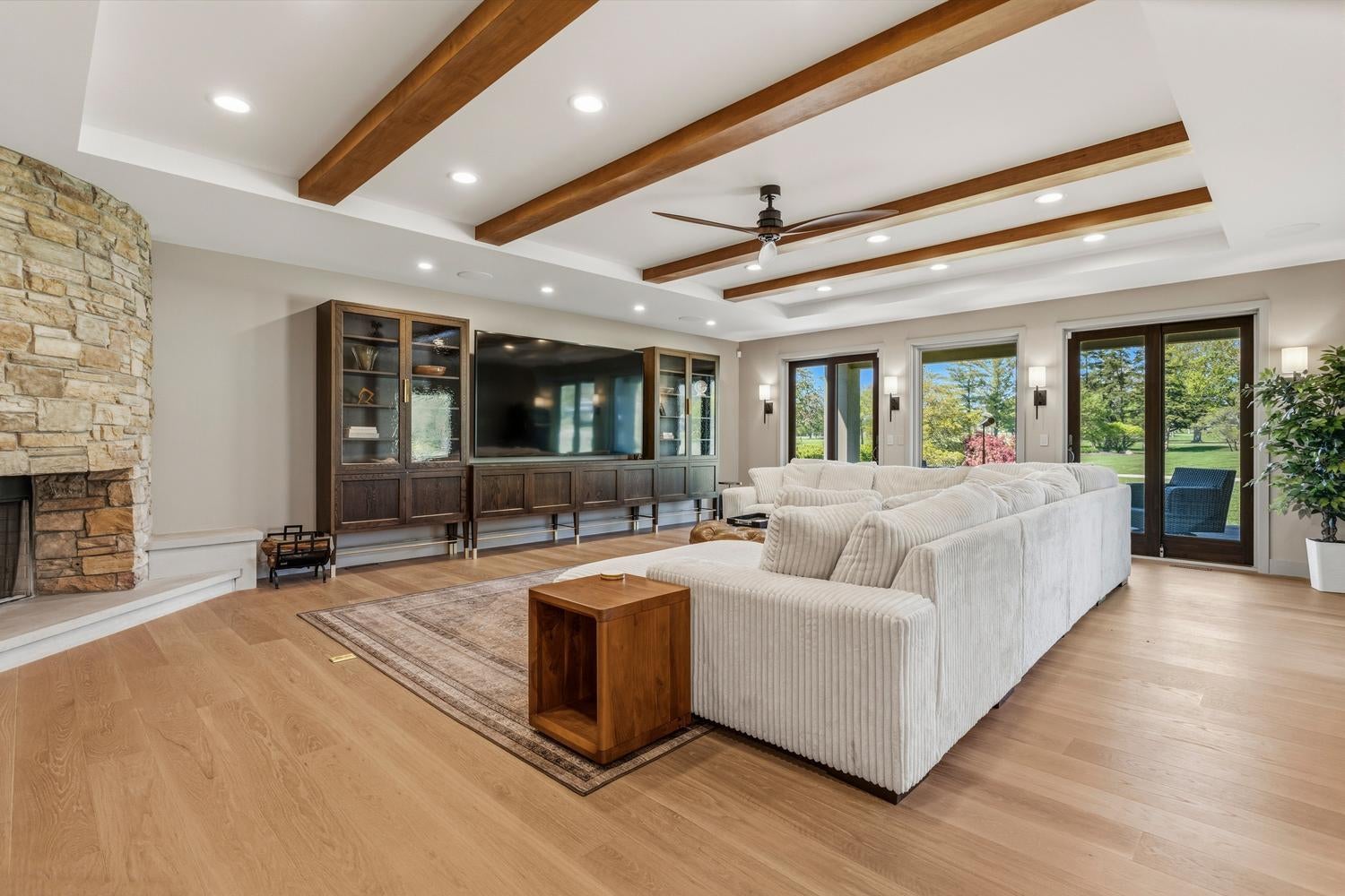 60 Greencroft Drive
