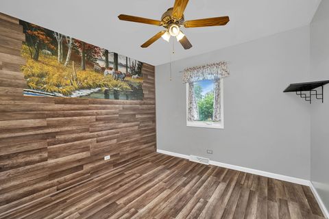 Tiny photo for 551 FALCONRIDGE Way, Bolingbrook, IL 60440 (MLS # 12652437)