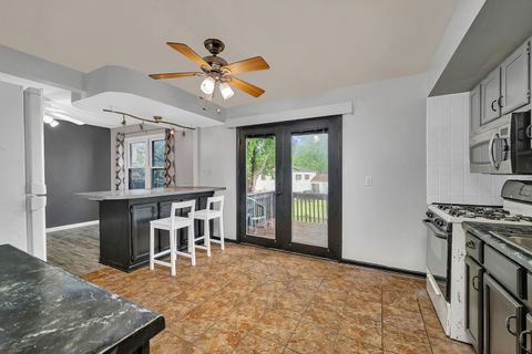 Tiny photo for 551 FALCONRIDGE Way, Bolingbrook, IL 60440 (MLS # 12652437)