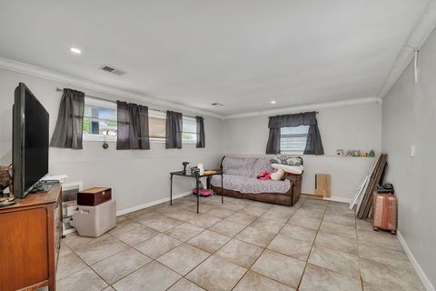 Tiny photo for 551 FALCONRIDGE Way, Bolingbrook, IL 60440 (MLS # 12652437)