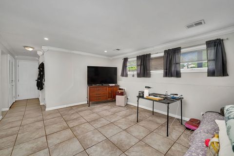 Tiny photo for 551 FALCONRIDGE Way, Bolingbrook, IL 60440 (MLS # 12652437)