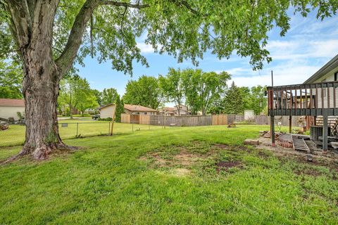 Tiny photo for 551 FALCONRIDGE Way, Bolingbrook, IL 60440 (MLS # 12652437)