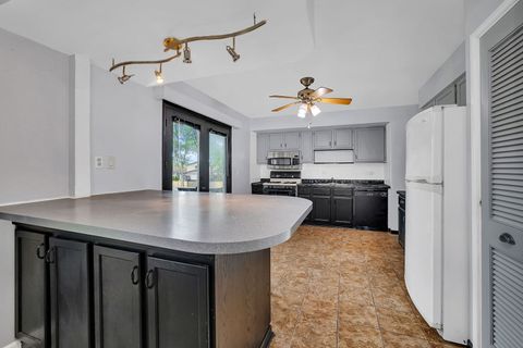 Tiny photo for 551 FALCONRIDGE Way, Bolingbrook, IL 60440 (MLS # 12652437)