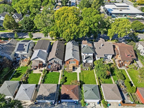 Tiny photo for 920 Wisconsin Avenue, Oak Park, IL 60304 (MLS # 12785550)