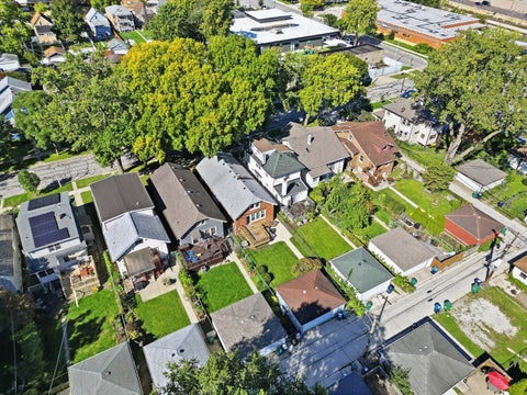 Tiny photo for 920 Wisconsin Avenue, Oak Park, IL 60304 (MLS # 12785550)