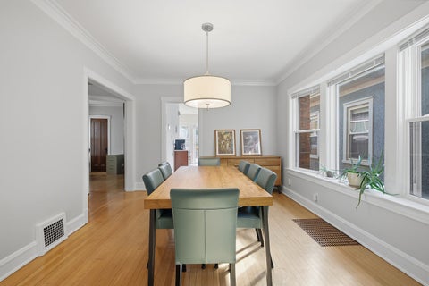 Tiny photo for 920 Wisconsin Avenue, Oak Park, IL 60304 (MLS # 12785550)