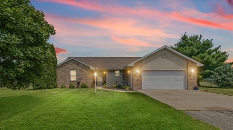 Tiny photo for 104 Wilsey Lane, Sidney, IL 61877 (MLS # 12434110)