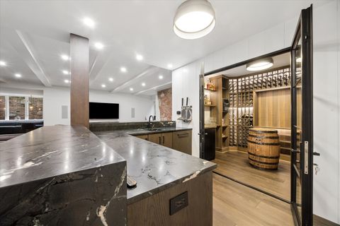 Tiny photo for 132 S Park Avenue, Hinsdale, IL 60521 (MLS # 12622643)