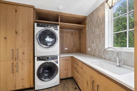 Tiny photo for 132 S Park Avenue, Hinsdale, IL 60521 (MLS # 12622643)
