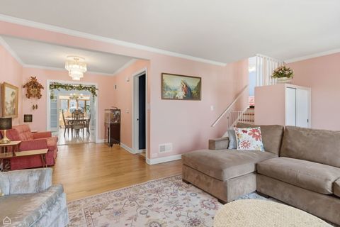 Tiny photo for 609 N Hamlin Avenue, Park Ridge, IL 60068 (MLS # 12612950)