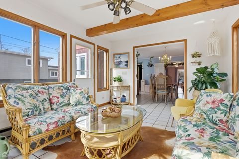 Tiny photo for 609 N Hamlin Avenue, Park Ridge, IL 60068 (MLS # 12612950)