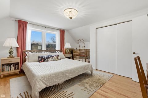 Tiny photo for 609 N Hamlin Avenue, Park Ridge, IL 60068 (MLS # 12612950)