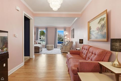 Tiny photo for 609 N Hamlin Avenue, Park Ridge, IL 60068 (MLS # 12612950)