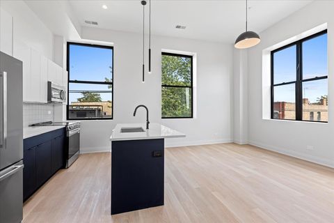1934 W North Avenue 303 Chicago IL 60622