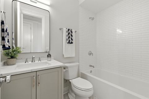 Tiny photo for 908 W Fullerton Avenue #1, Chicago, IL 60614 (MLS # 12491247)