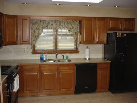 Tiny photo for 10138 S 87th Avenue, Palos Hills, IL 60465 (MLS # 12584536)