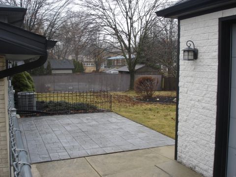 Tiny photo for 10138 S 87th Avenue, Palos Hills, IL 60465 (MLS # 12584536)