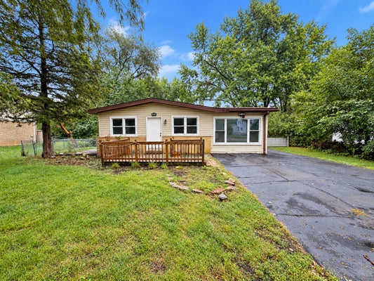 2039 CHERRY AVE, HANOVER PARK, IL 60133 - Image d38ecf22e07cf9af52d18e304c8a339c/2188973654