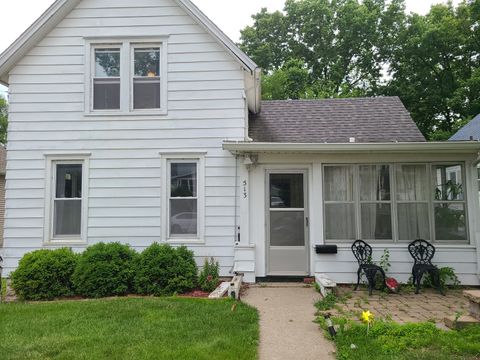 Tiny photo for 513 Crawford Avenue, Dixon, IL 61021 (MLS # 12693297)