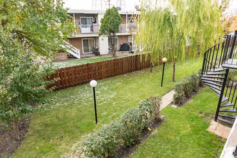 Tiny photo for 9450 Washington Road #1A, Niles, IL 60714 (MLS # 12477780)