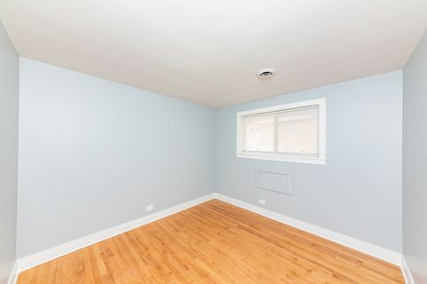 Tiny photo for 9450 Washington Road #1A, Niles, IL 60714 (MLS # 12477780)