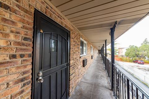 Tiny photo for 9450 Washington Road #1A, Niles, IL 60714 (MLS # 12477780)