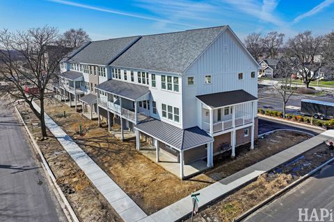 Tiny photo for 160 Washington Street #160, Barrington, IL 60010 (MLS # 12600508)