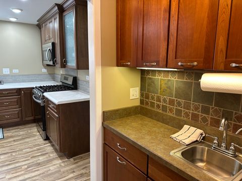 Tiny photo for 72 Clover Drive, Crystal Lake, IL 60014 (MLS # 12531711)