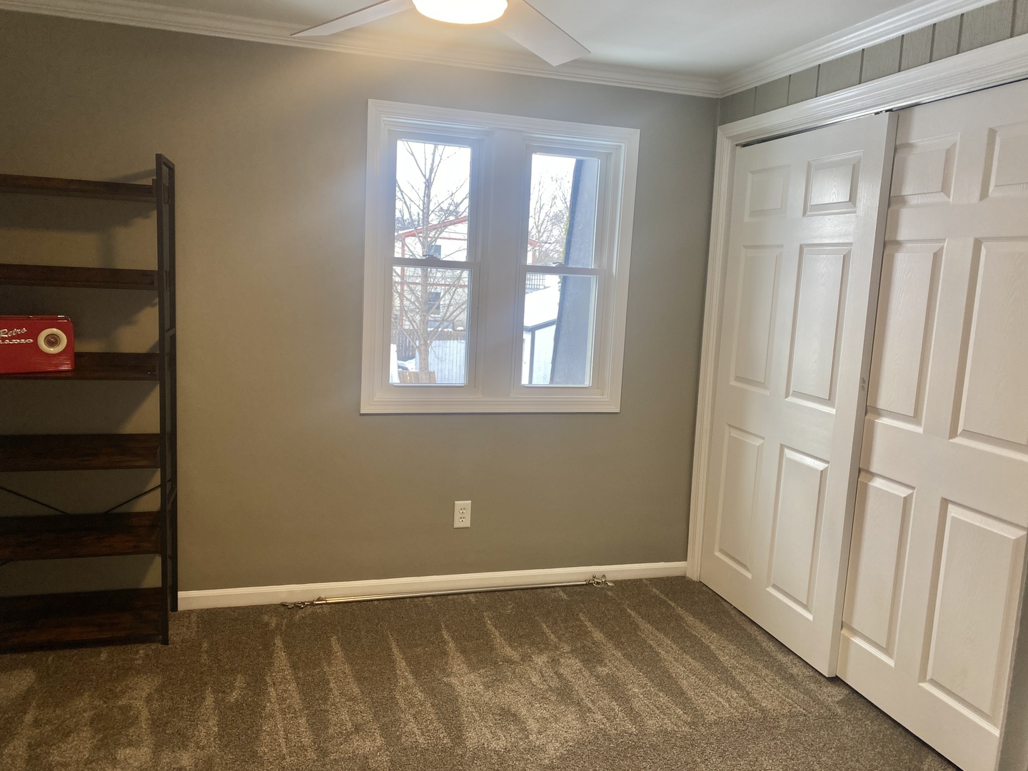 Crystal Lake, Illinois 60014, United States, 4 Bedrooms Bedrooms, ,3 BathroomsBathrooms,Residential,Active,254529