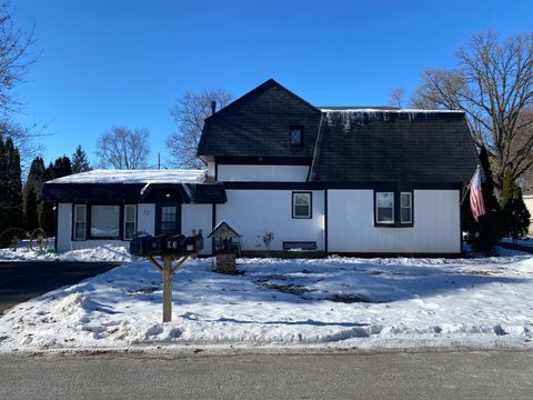 Tiny photo for 72 Clover Drive, Crystal Lake, IL 60014 (MLS # 12531711)