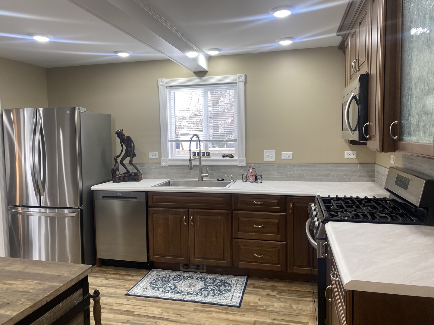 Crystal Lake, Illinois 60014, United States, 4 Bedrooms Bedrooms, ,3 BathroomsBathrooms,Residential,Active,254529