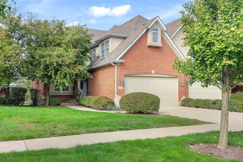 1208 Connamara Court Westmont IL 60559