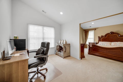 Tiny photo for 22 Red Tail Drive, Hawthorn Woods, IL 60047 (MLS # 12747888)
