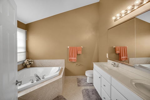 Tiny photo for 22 Red Tail Drive, Hawthorn Woods, IL 60047 (MLS # 12747888)