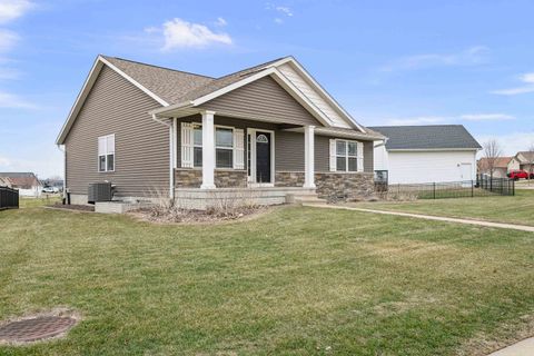 Tiny photo for 1559 Olde Brandy Lane, Davenport, IA 52807 (MLS # 100000255)