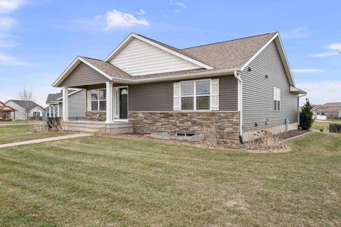 Tiny photo for 1559 Olde Brandy Lane, Davenport, IA 52807 (MLS # 100000255)