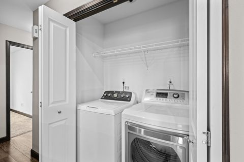 Tiny photo for 1559 Olde Brandy Lane, Davenport, IA 52807 (MLS # 100000255)