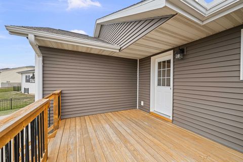 Tiny photo for 1559 Olde Brandy Lane, Davenport, IA 52807 (MLS # 100000255)