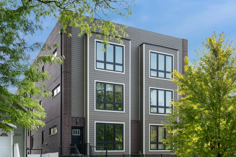 Photo of 1819 N Saint Louis Avenue #1FS, Chicago, IL 60647 (MLS # 12477254)