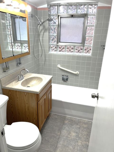 Tiny photo for 10050 S Fairfield Avenue, Chicago, IL 60655 (MLS # 12517396)