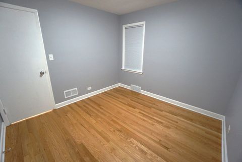 Tiny photo for 10050 S Fairfield Avenue, Chicago, IL 60655 (MLS # 12517396)