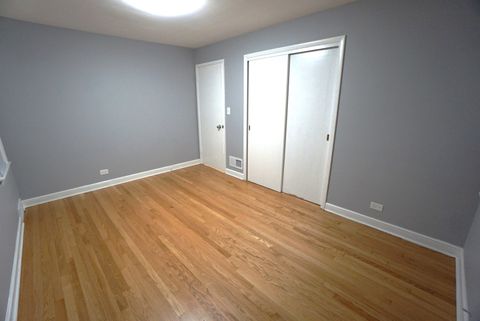 Tiny photo for 10050 S Fairfield Avenue, Chicago, IL 60655 (MLS # 12517396)